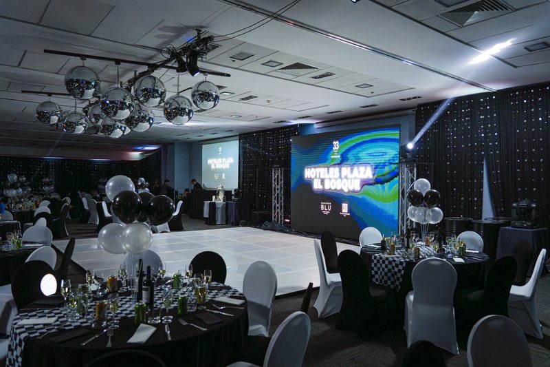 Montaje del salón — Radisson Blu Manquehue